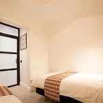 Four Star Apartments - Badhuisstraat 6