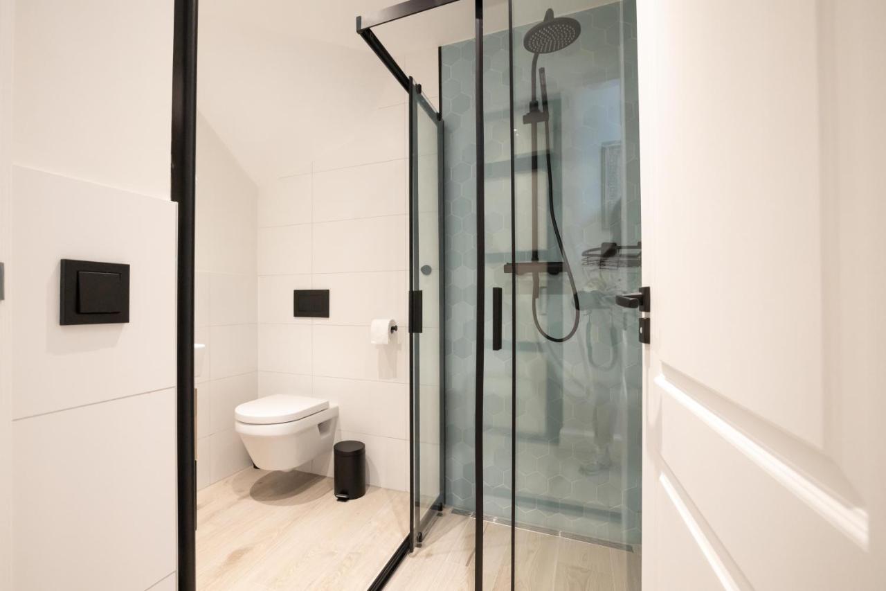 Four Star - Badhuisstraat 6